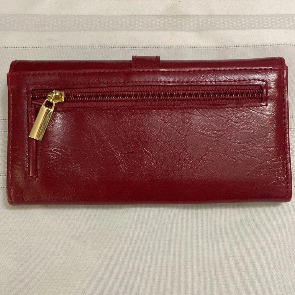 Red Womens Trifold Wallet-Snap Closures Zippered Compartments-Card Slot …